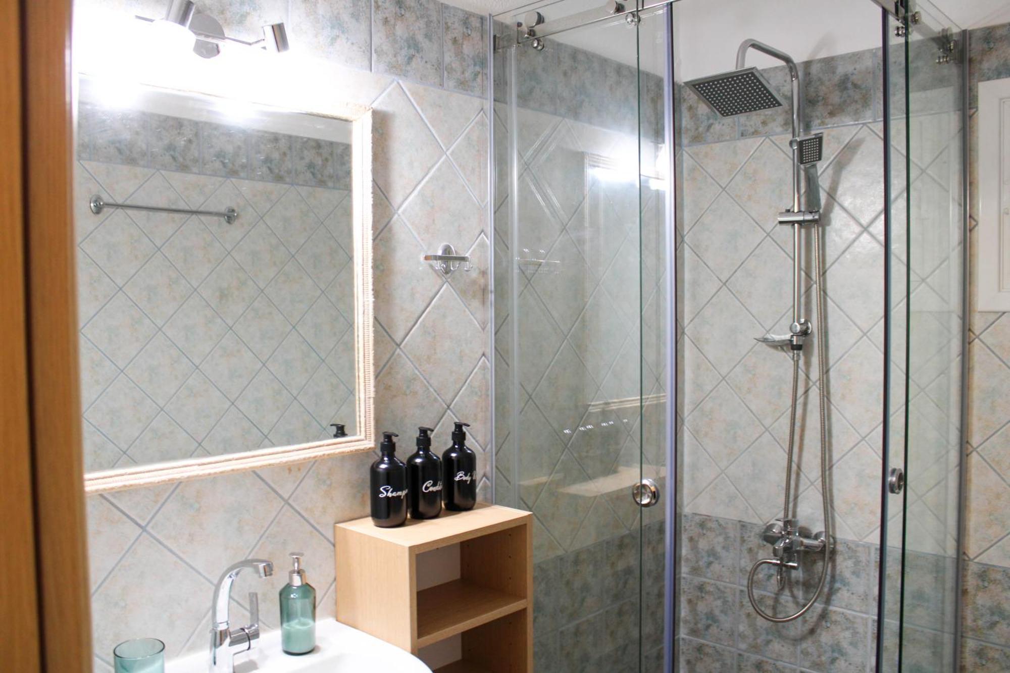 ניקיטי Comfy Apartments מראה חיצוני תמונה